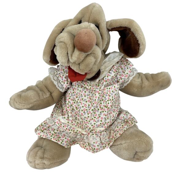 Ganzbros Wrinkles Puppet Plush Beige Puppy Dog Dress 16 Inch Ganz Vintage - Picture 1 of 13